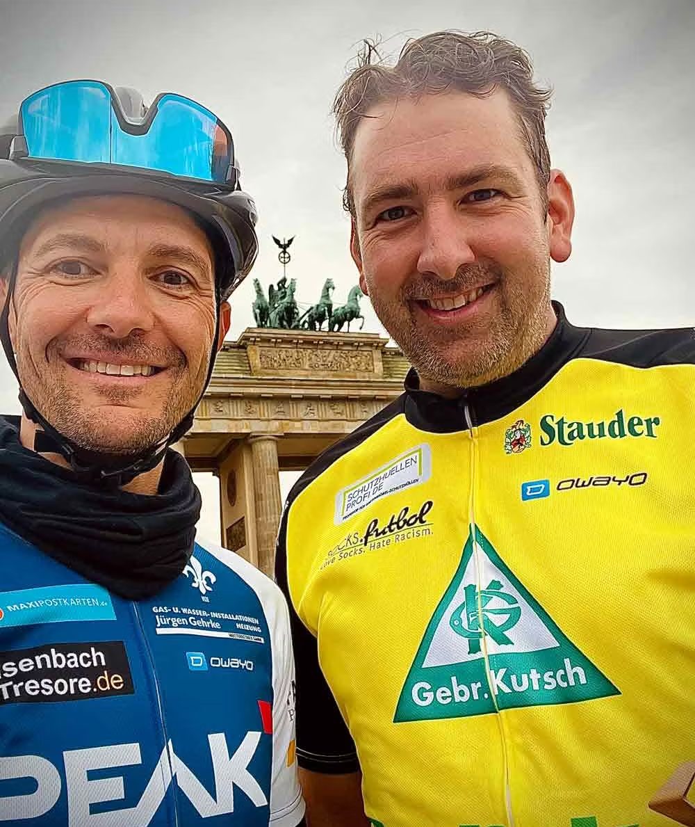 Tour 2024 – Mainz nach Berlin, am Brandenburger Tor